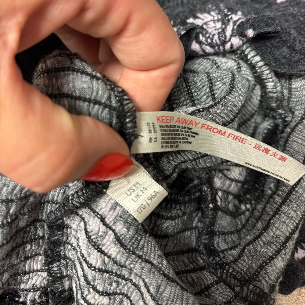 Free People Black Floral Smocked Tank Top - Picture 11 of 12